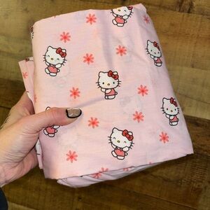 Hello Kitty Queen Fitted Sheet & Pillowcase